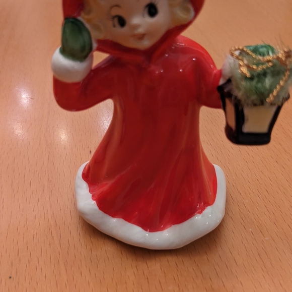 Vintage ceramic figurine Napoo girl in red  with lantern - Picture 3 of 7
